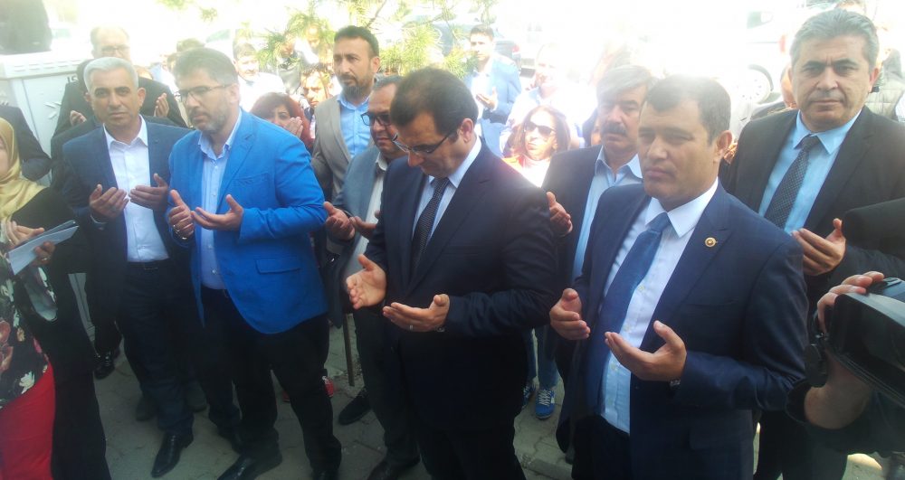 DALAMAN DA AY CAFE’NİN AÇILIŞINI 2 MİLLETVEKİLİ YAPTI