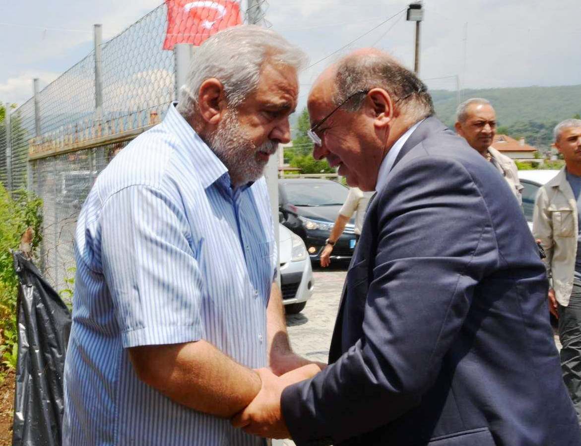 Vali Çiçek, Şehit Uzman Onbaşı Alper Seven’in Ailesini ziyaret etti.
