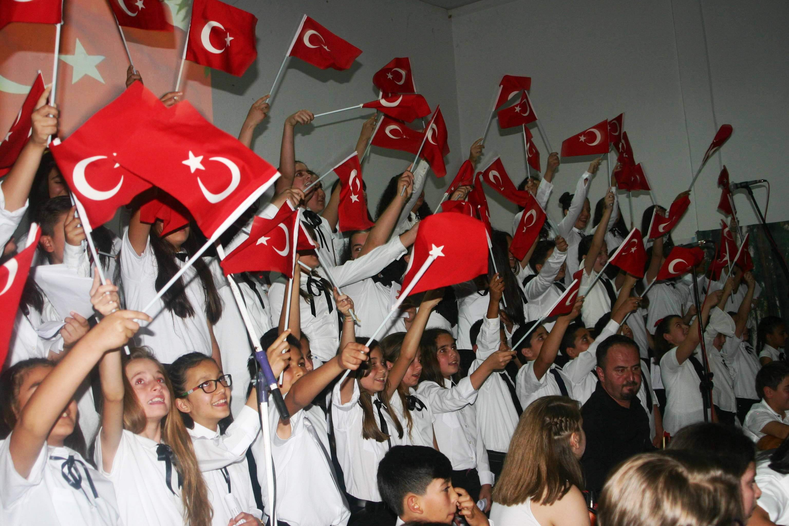 ÇOCUK KOROSUNDAN 15 TEMMUZ’U ANMA KONSERİ