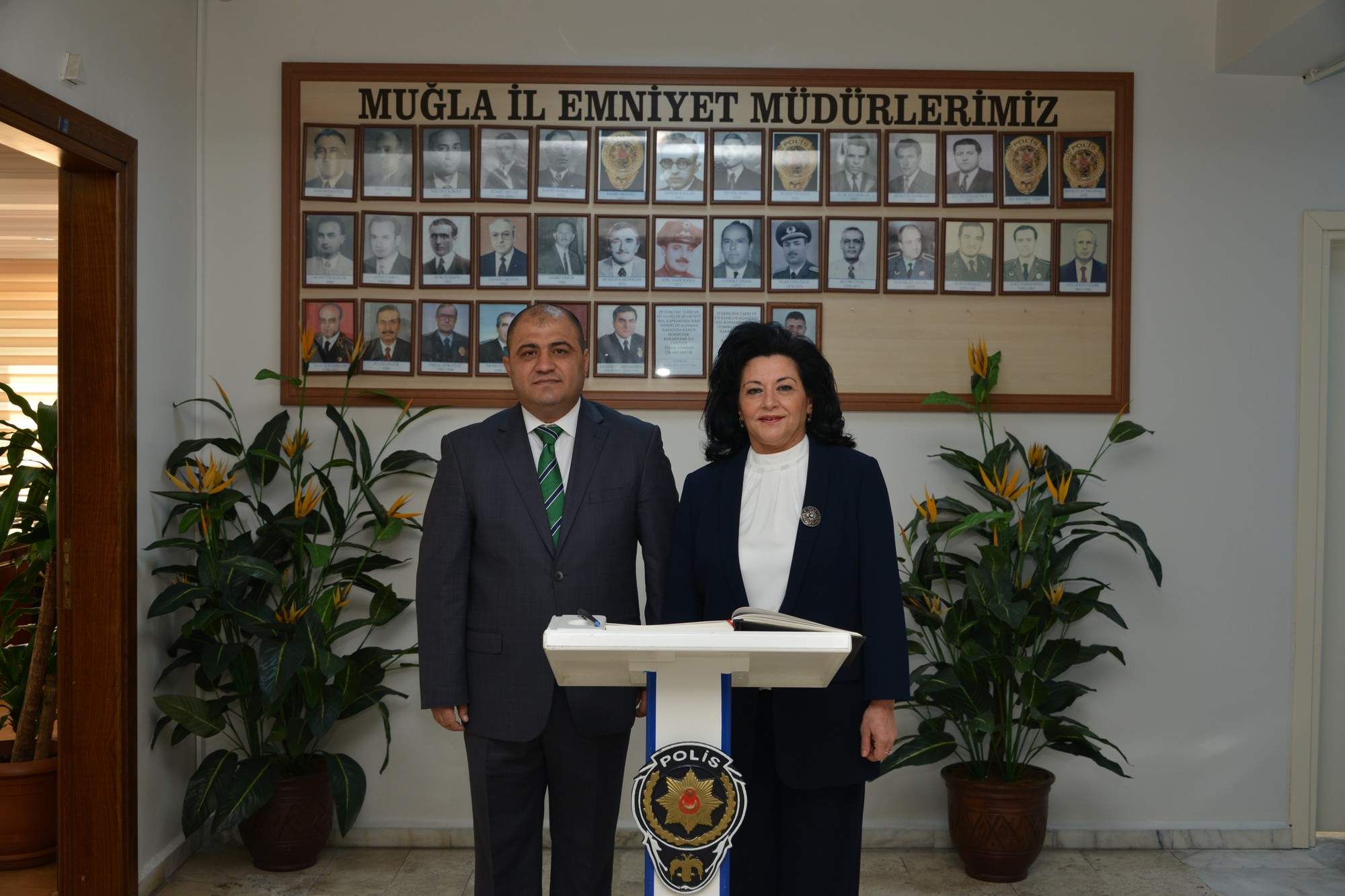 Vali Civelek, İl Emniyet Müdürü Hakan Çetinkaya’dan brifing aldı