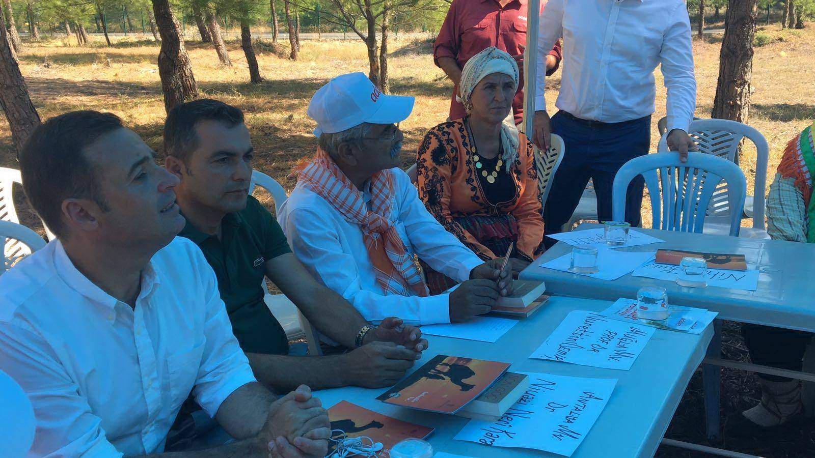 Adalet Kurultayı’nda Yörük Türkmen’leri konuştu vekiller dinledi