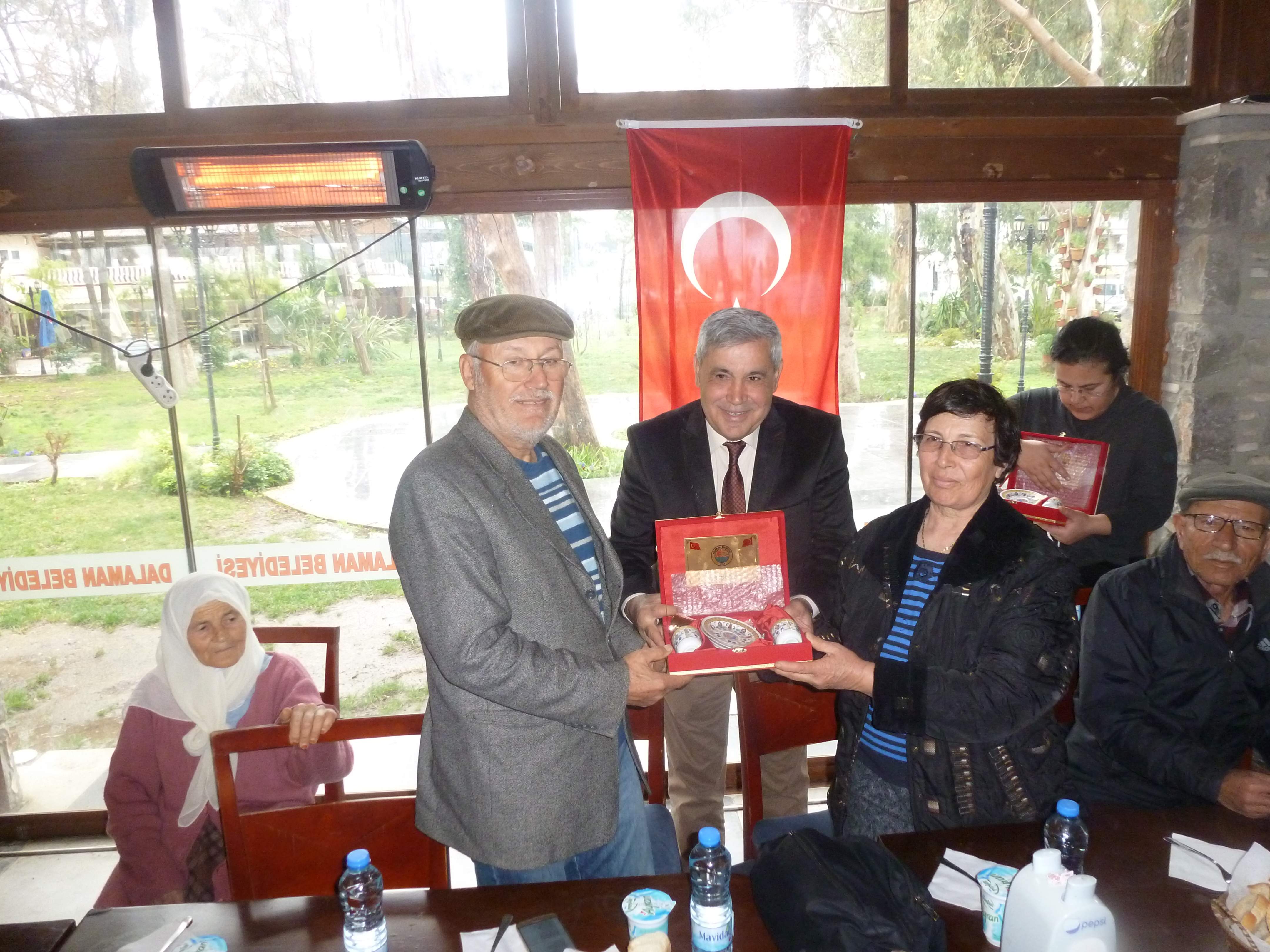 40 YILLIK SEVGİLİLER BULUŞTU