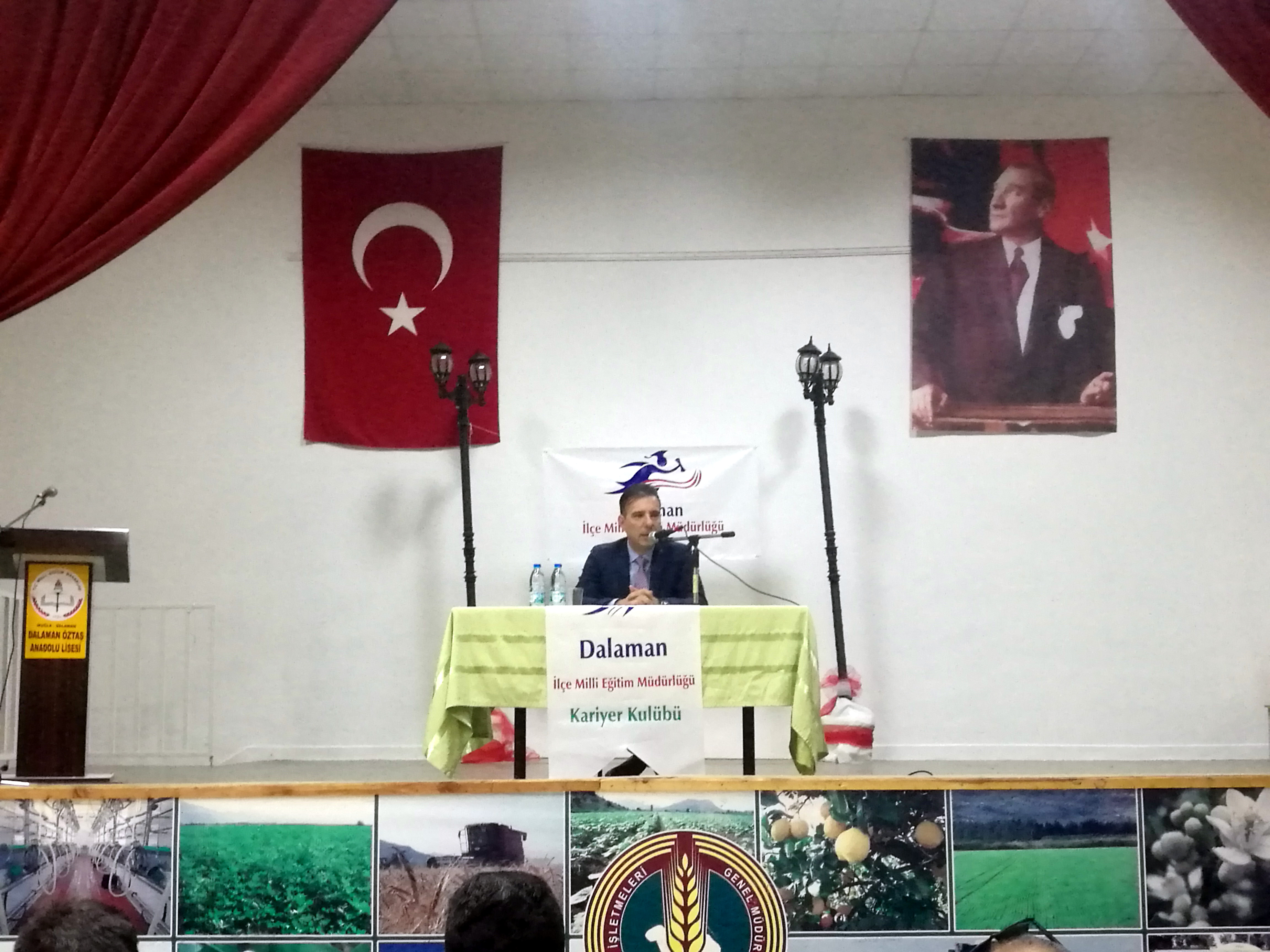 Genel Müdür Ayaz, Kariyer Gününde