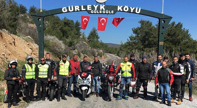 MOTORCULARDAN ŞEHİT AİLESİNE TAZİYE ZİYARETİ