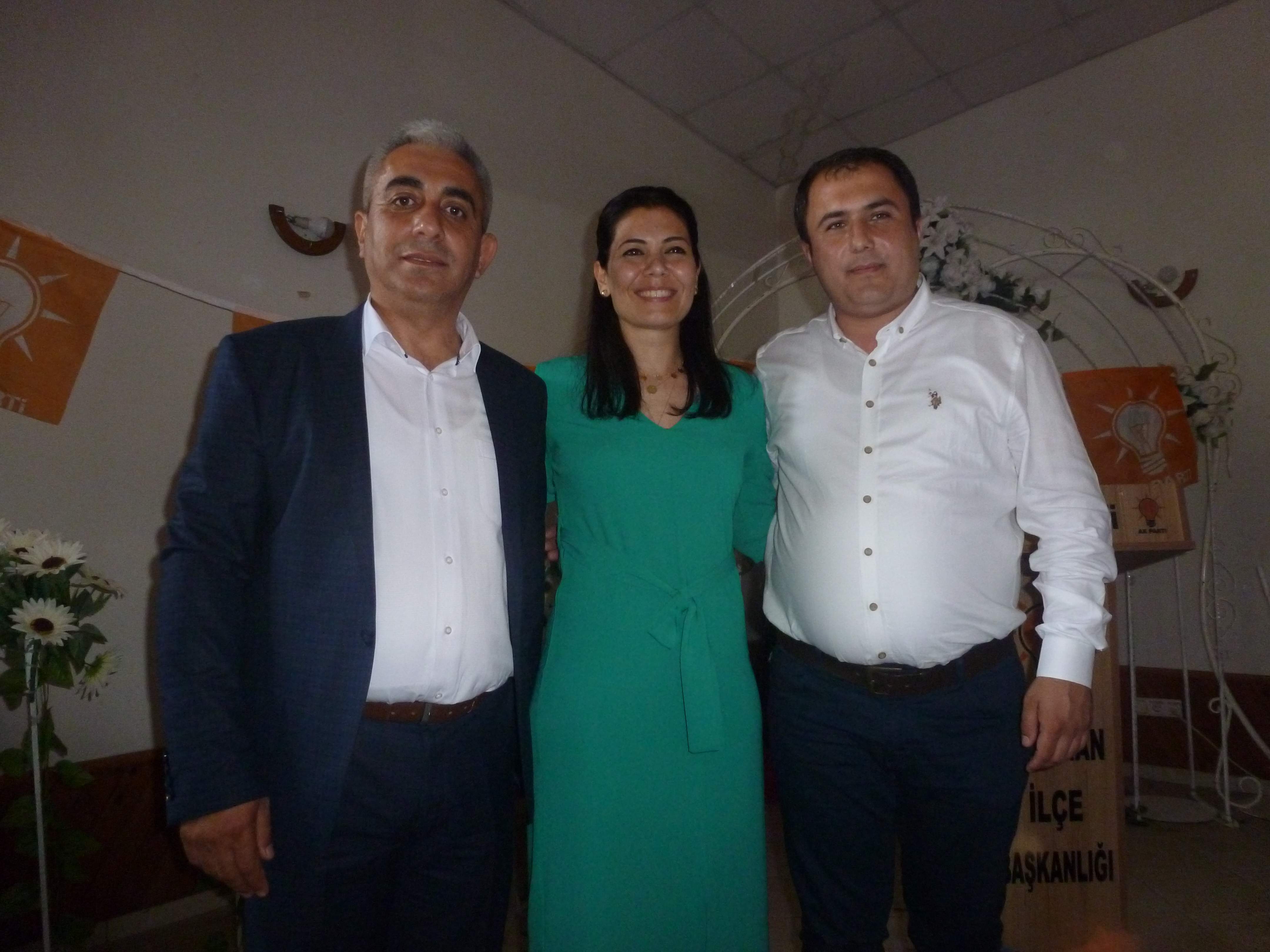 AK PARTİ ADAY ADAYLARINI TANITTI