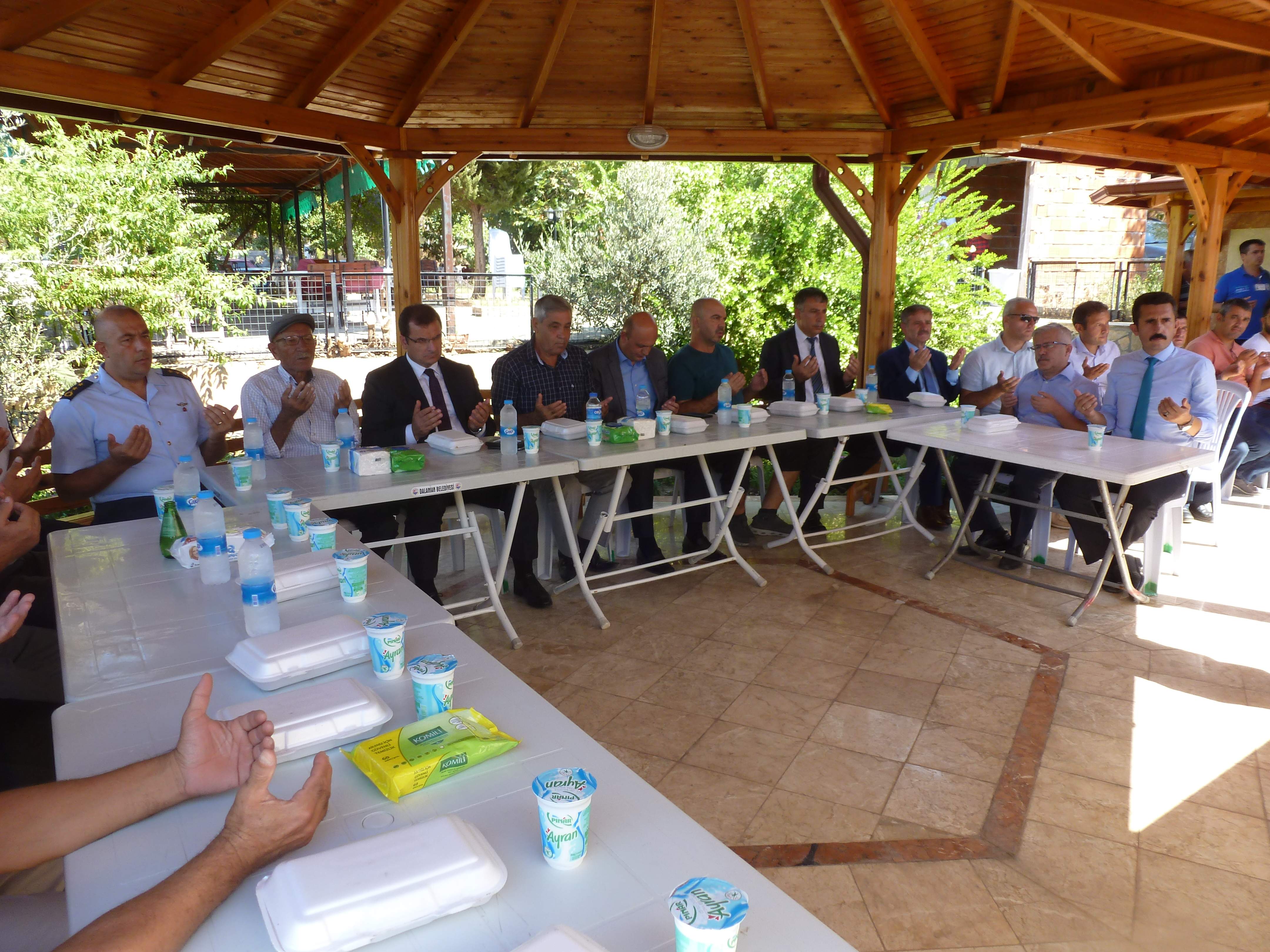 ŞEHİT ANNESİNİN ANISINA MEVLÜT OKUTULDU