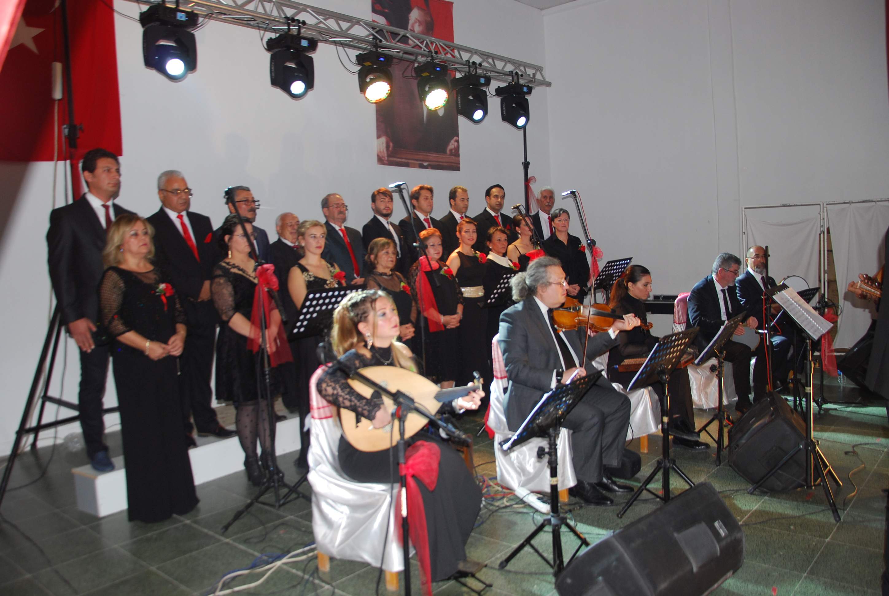 3 Aralık Dünya Engelliler Günü kapsamında konser düzenlendi.