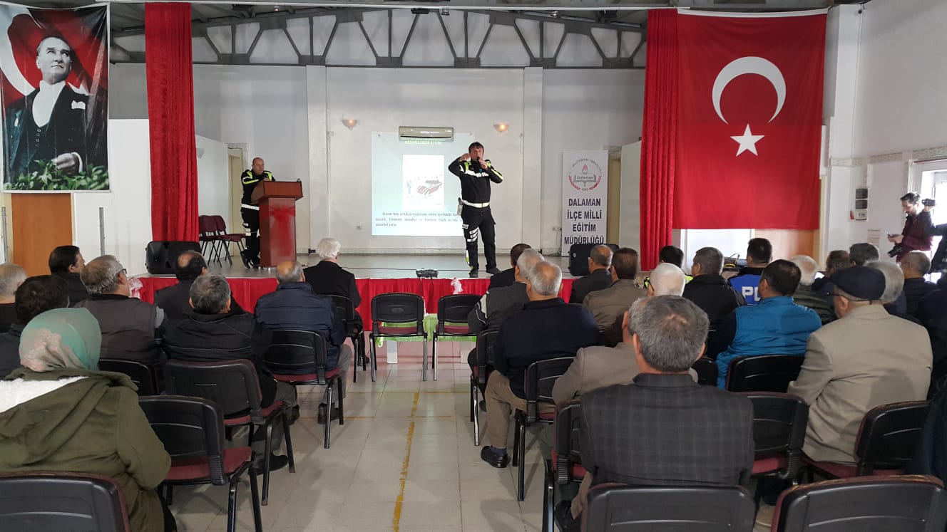 SERVİS SÜRÜCÜLERİNE EĞİTİM VERİLDİ