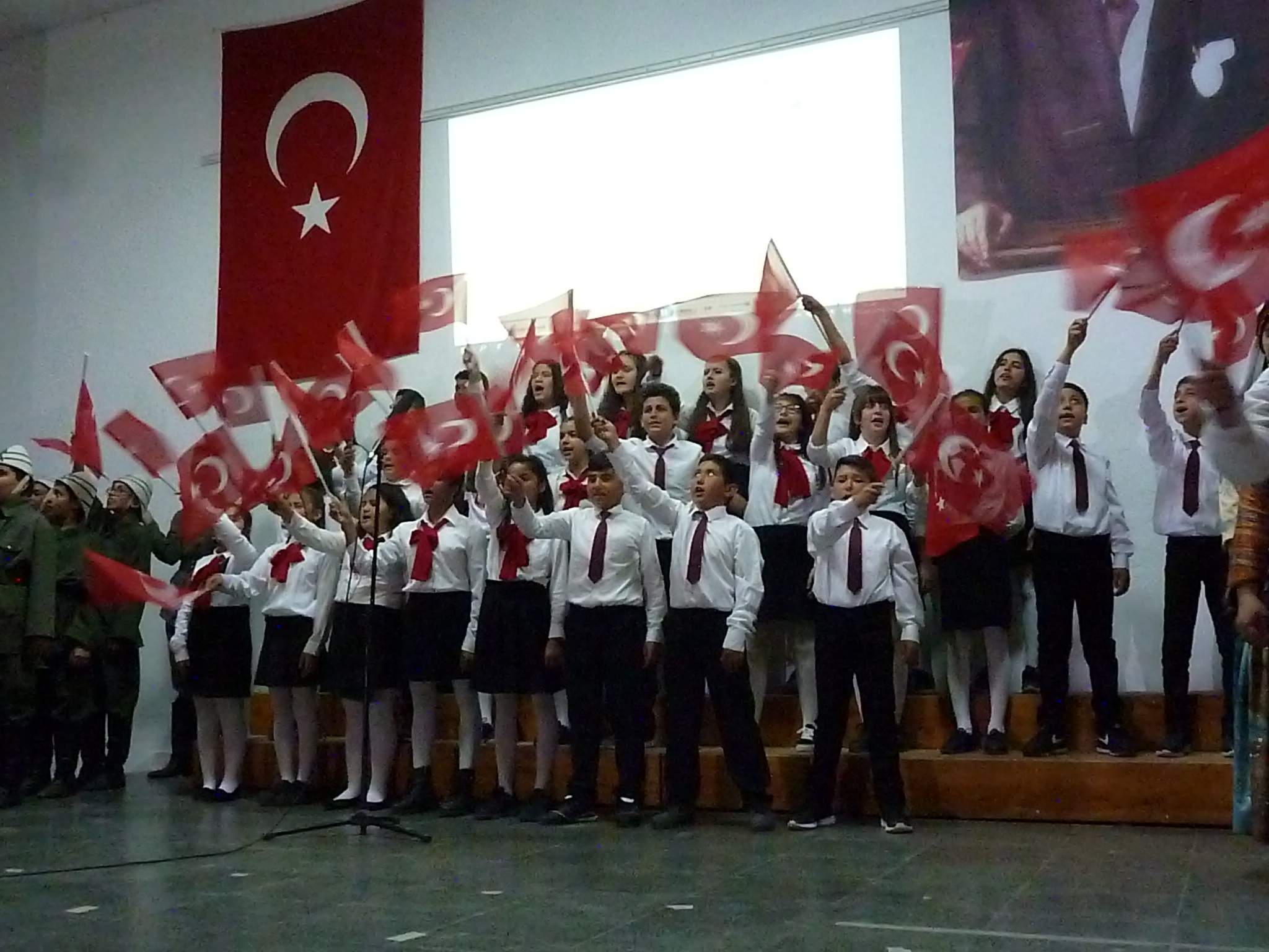 İSTİKLAL MARŞI’NIN KABULÜ KUTLANDI