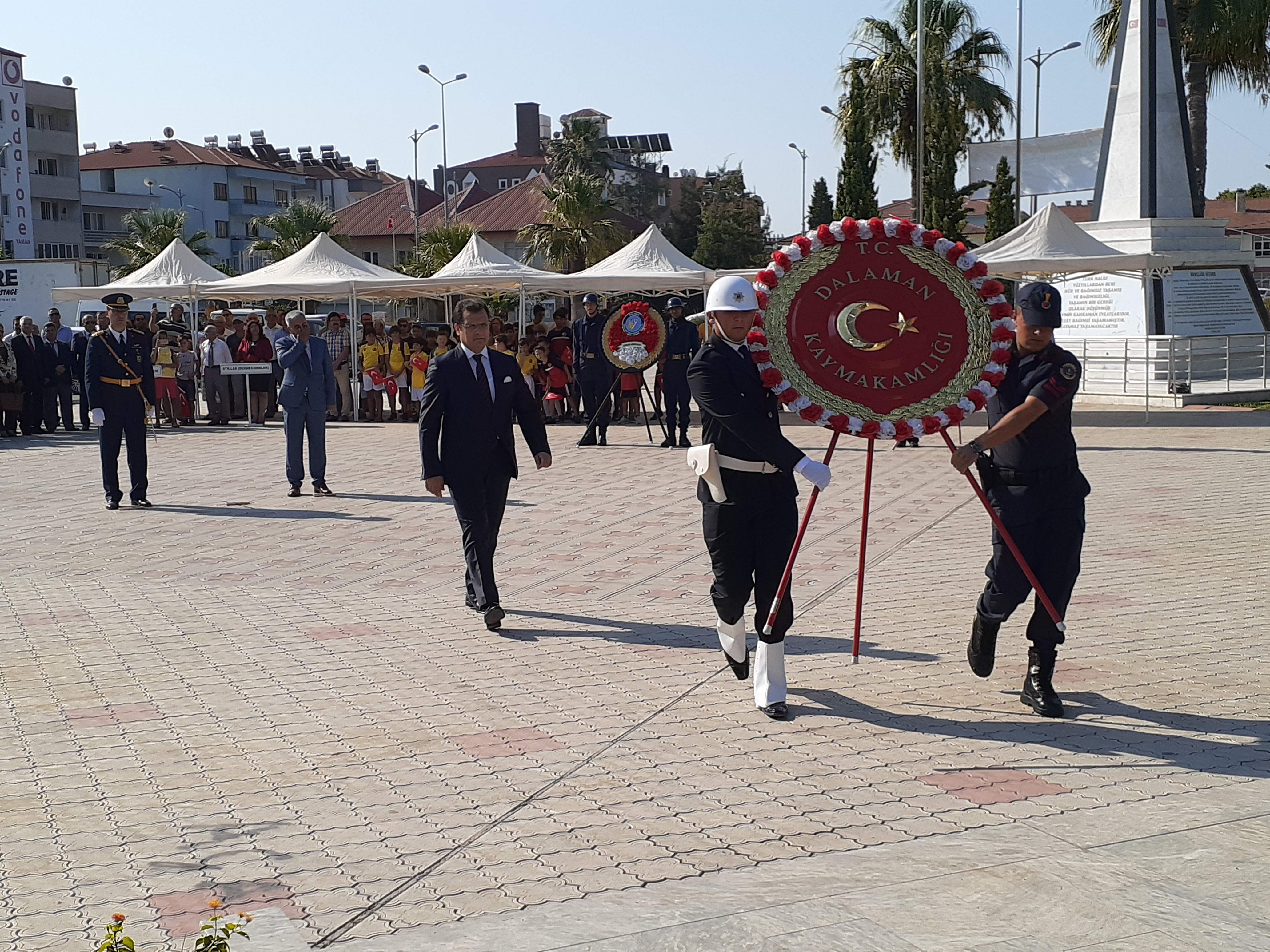 DALAMAN DA ZAFER BAYRAMI KUTLAMALARI YAPILDI