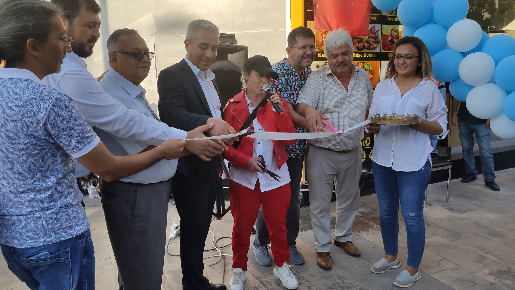 İNTİZAR’LI AÇILIŞ