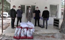 DALAMAN CHP ÖRGÜTÜNCE SOKAK HAYVANLARINA GIDA YARDIMI YAPILDI