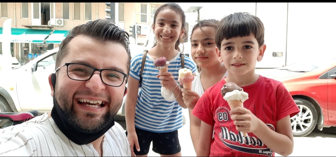 ÇOCUKLARI SEVİNDİREN ÖRNEK ESNAF