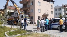 İZİNSİZ BAZ İSTASYONUNA MAHALLELİ TEPKİSİ