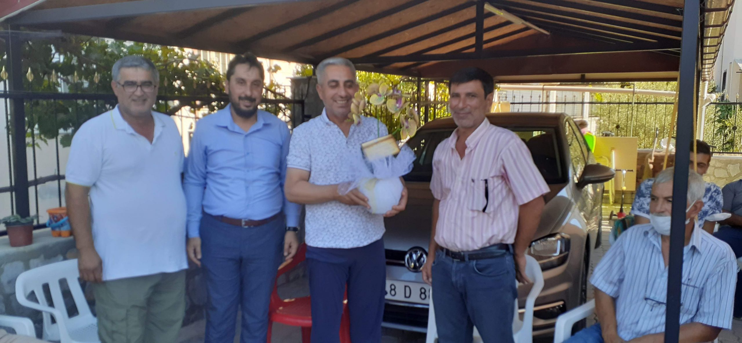 İŞÇİLER VE SENDİKA TEMSİLCİLERİ BAŞKANA GEÇMİŞ OLSUN ZİYARETİNDE BULUNDULAR