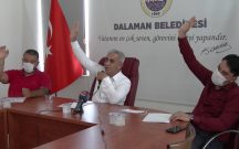 AĞUSTOS BELEDİYE MECLİSİ OLAĞAN TOPLANTISI 5 EKSİK ÜYE VE 3 GÜNDEM MADDESİ İLE GERÇEKLEŞTİ