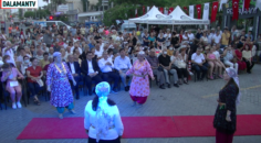 DALKOOP “HALK BAKKALI” AÇILDI.KONSER VE İKRAMLARLA YÖRESEL ÜRÜNLER TANITILDI